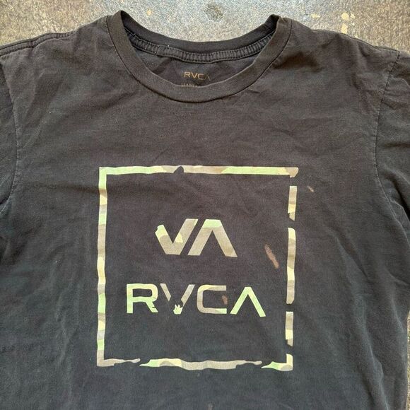 RVCA Men’s Faded Black T-Shirt Camo Graphic Logo Size Medium Standard Fit - Picture 9 of 13